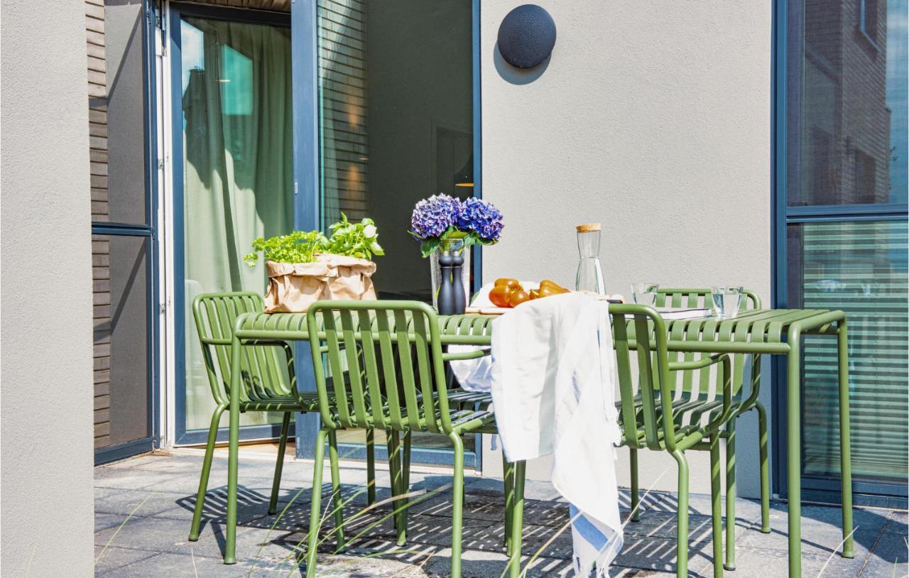 Awesome Home In Lembruch-Duemmer See With Kitchen Extérieur photo