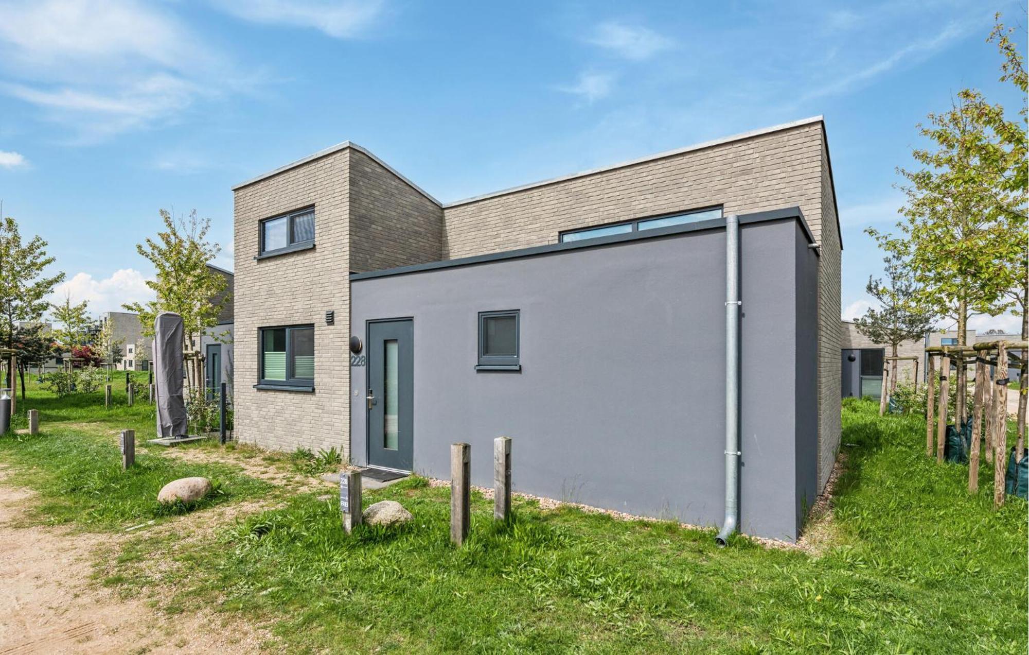 Awesome Home In Lembruch-Duemmer See With Kitchen Extérieur photo